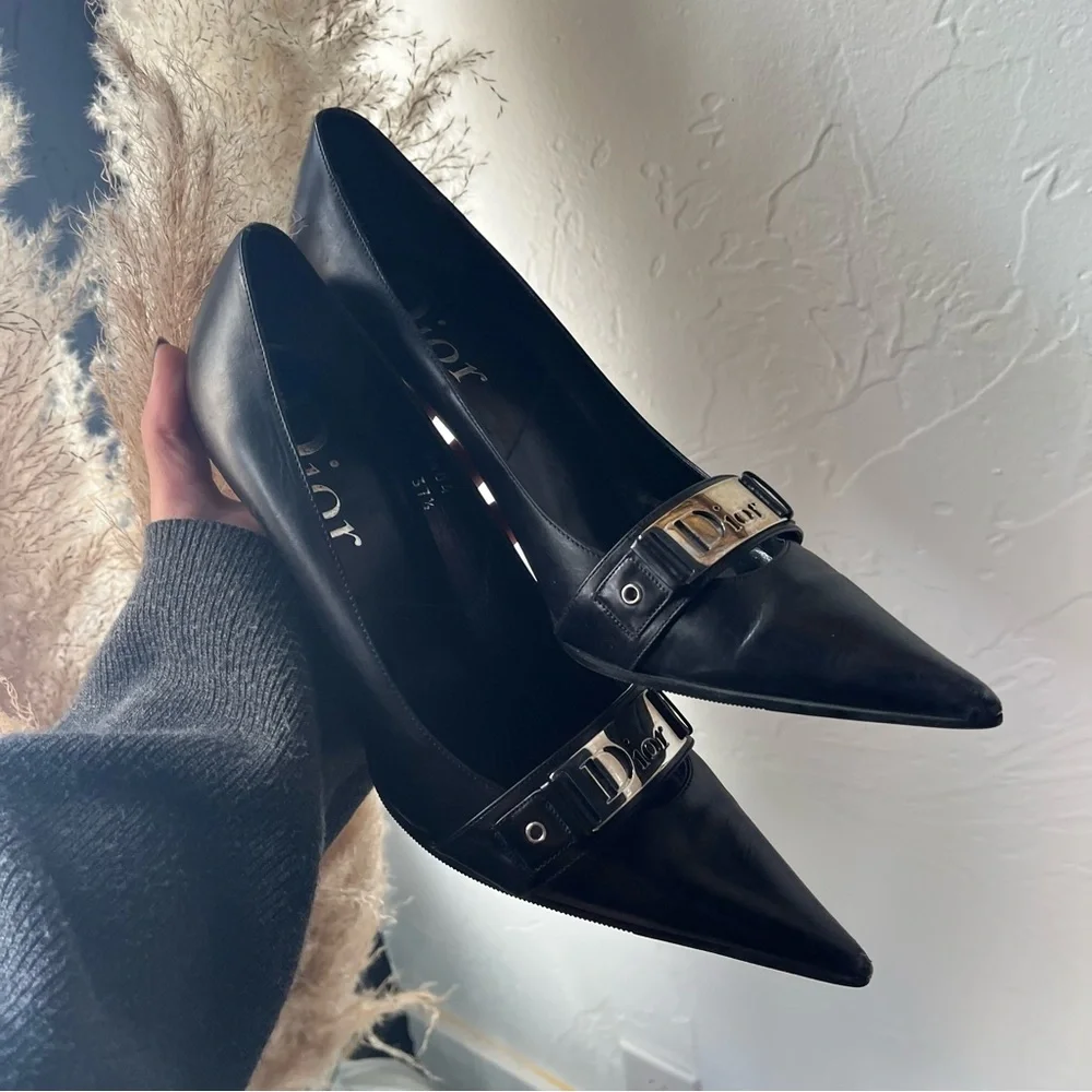 ❤️‍🔥 SOLD ❤️‍🔥 Sexy Dior Pumps ⛓🖤 - Picture 3 of 8